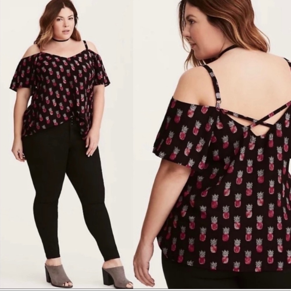 Cold shoulder pineapple shirt